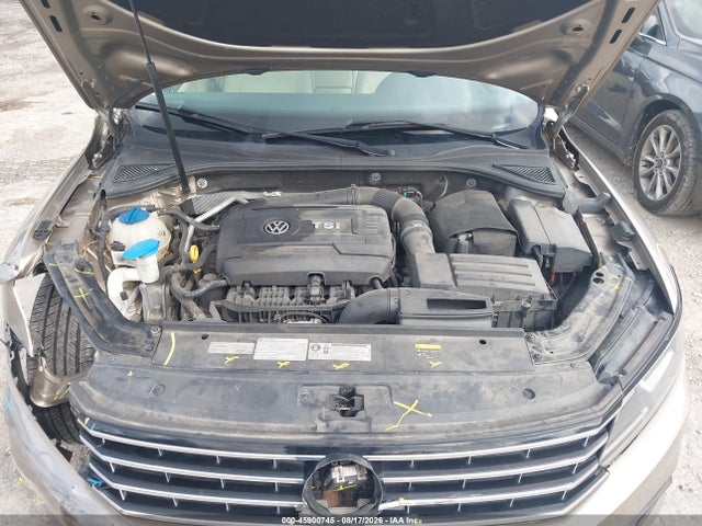 45900745 :رقم المزاد ، 1VWBS7A32GC014461 vin ، 2016 Volkswagen Passat 1.8t Se مزاد بيع
