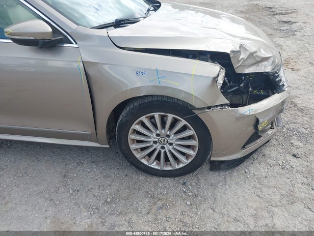 45900745 :رقم المزاد ، 1VWBS7A32GC014461 vin ، 2016 Volkswagen Passat 1.8t Se مزاد بيع