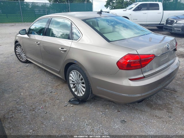 45900745 :رقم المزاد ، 1VWBS7A32GC014461 vin ، 2016 Volkswagen Passat 1.8t Se مزاد بيع