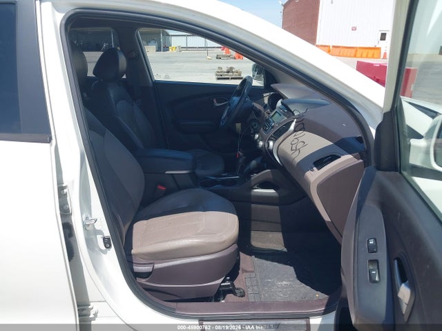 Продажа на аукционе авто 2010 Hyundai Tucson Limited, vin: KM8JU3AC8AU083959, номер лота: 45900762