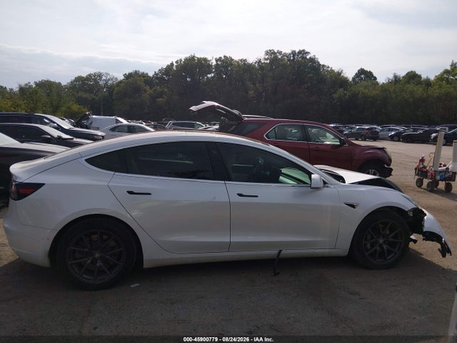5YJ3E1EB9KF192277 Tesla Model 3 Long Range/performance