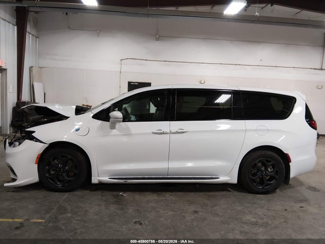 Продаж на аукціоні авто 2022 Chrysler Pacifica Hybrid Touring L, vin: 2C4RC1L79NR201423, номер лоту: 45900786