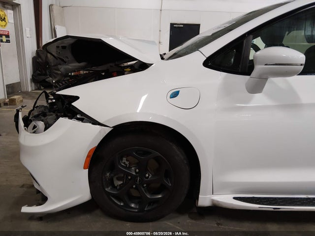 Продаж на аукціоні авто 2022 Chrysler Pacifica Hybrid Touring L, vin: 2C4RC1L79NR201423, номер лоту: 45900786
