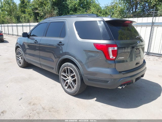 45900790 :رقم المزاد ، 1FM5K8GT5JGA82147 vin ، 2018 Ford Explorer Sport مزاد بيع