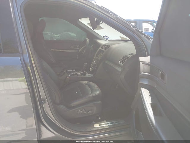 45900790 :رقم المزاد ، 1FM5K8GT5JGA82147 vin ، 2018 Ford Explorer Sport مزاد بيع