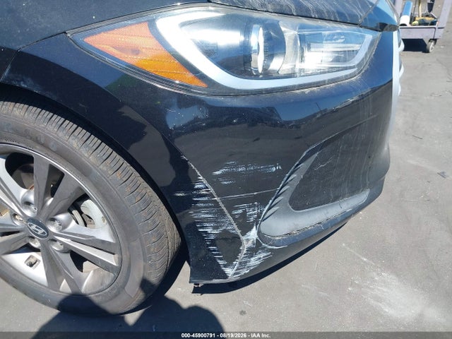 Продаж на аукціоні авто 2017 Hyundai Elantra Se, vin: KMHD84LF7HU280176, номер лоту: 45900791