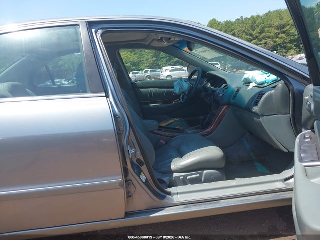 Продаж на аукціоні авто 2000 Acura Tl 3.2, vin: 19UUA5662YA017686, номер лоту: 45900819