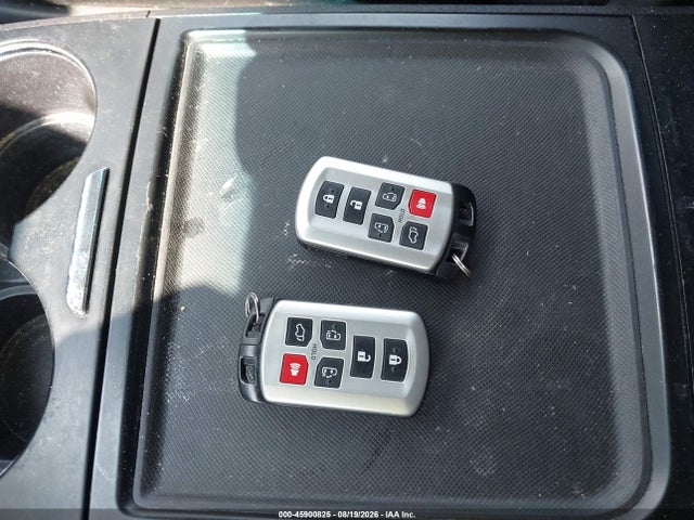Продажа на аукционе авто 2016 Toyota Sienna Se 8 Passenger, vin: 5TDXK3DC2GS733656, номер лота: 45900825