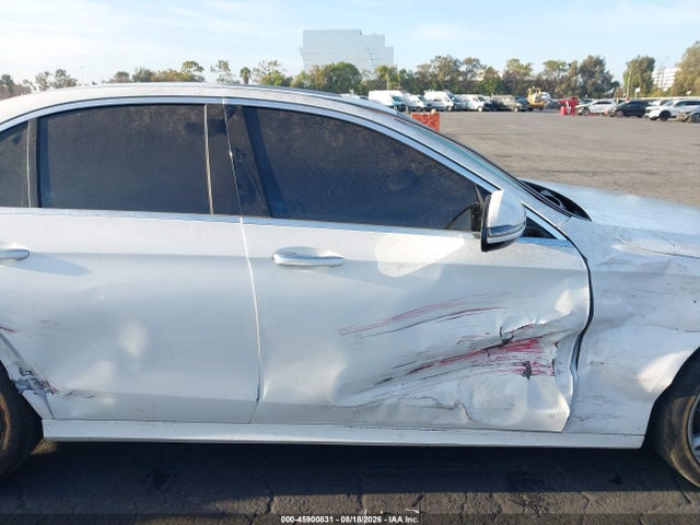 Mercedes-Benz E 300 2017 WDDZF4JB6HA094703 Image 13