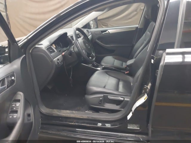 45900834 :رقم المزاد ، 3VWDP7AJ9DM285777 vin ، 2013 Volkswagen Jetta 2.5l Se مزاد بيع