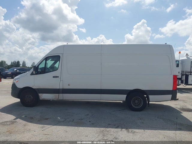 Продажа на аукционе авто 2019 Freightliner Sprinter 3500xd High Roof V6, vin: WDYPF4CDXKT015632, номер лота: 45900866
