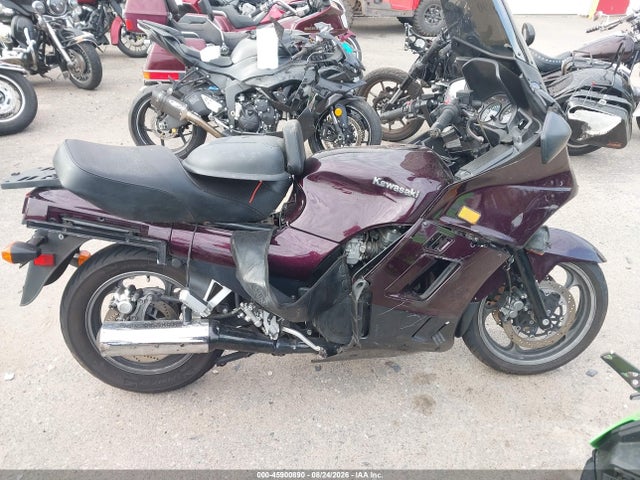 1999 Kawasaki Zg1000 მანქანა იყიდება აუქციონზე, vin: JKAZGCA15XB512468, აუქციონის ნომერი: 45900890
