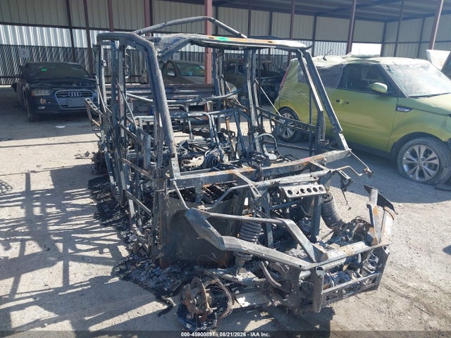 Продажа на аукционе авто 2026 Kawasaki Kwt1000, vin: JKAWTCN12TB500197, номер лота: 45900897