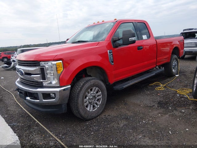 45900937 :رقم المزاد ، 1FT7X2B61HEF09374 vin ، 2017 Ford F-250 Xlt مزاد بيع