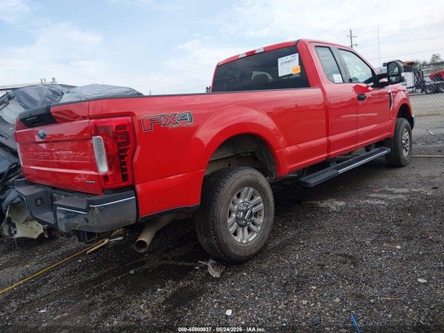 45900937 :رقم المزاد ، 1FT7X2B61HEF09374 vin ، 2017 Ford F-250 Xlt مزاد بيع
