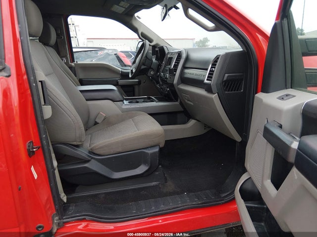 45900937 :رقم المزاد ، 1FT7X2B61HEF09374 vin ، 2017 Ford F-250 Xlt مزاد بيع