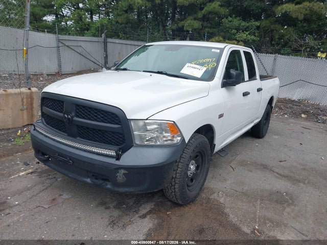 45900947 :رقم المزاد ، 1C6RR7FT5HS820332 vin ، 2017 Ram 1500 Tradesman Quad Cab 4x4 6'4 Box مزاد بيع