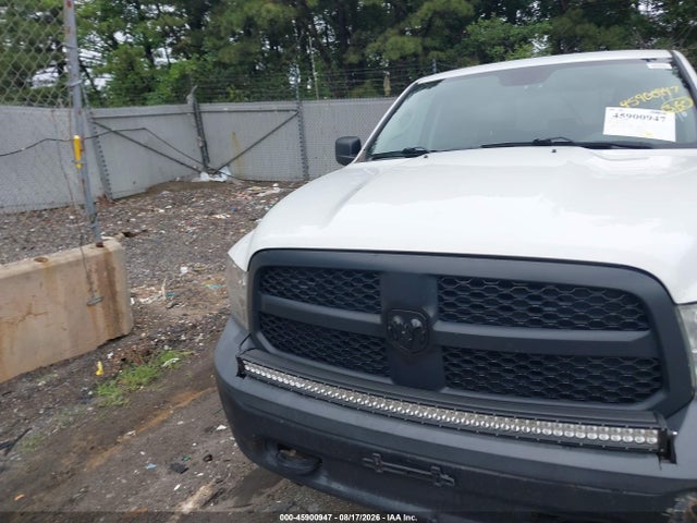 45900947 :رقم المزاد ، 1C6RR7FT5HS820332 vin ، 2017 Ram 1500 Tradesman Quad Cab 4x4 6'4 Box مزاد بيع