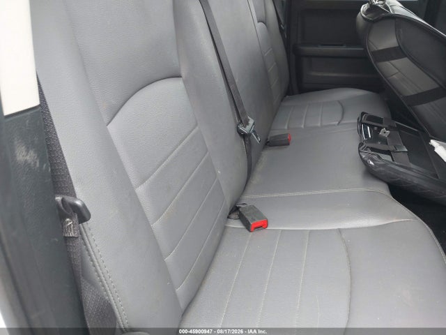 45900947 :رقم المزاد ، 1C6RR7FT5HS820332 vin ، 2017 Ram 1500 Tradesman Quad Cab 4x4 6'4 Box مزاد بيع