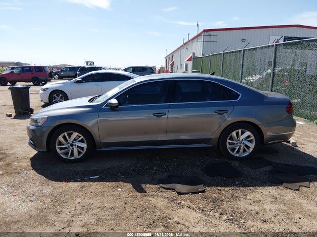 Продажа на аукционе авто 2018 Volkswagen Passat 2.0t Se, vin: 1VWBA7A33JC008811, номер лота: 45900959