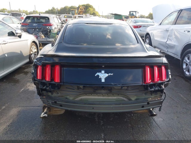 Продаж на аукціоні авто 2016 Ford Mustang V6, vin: 1FA6P8AM6G5215018, номер лоту: 45900962