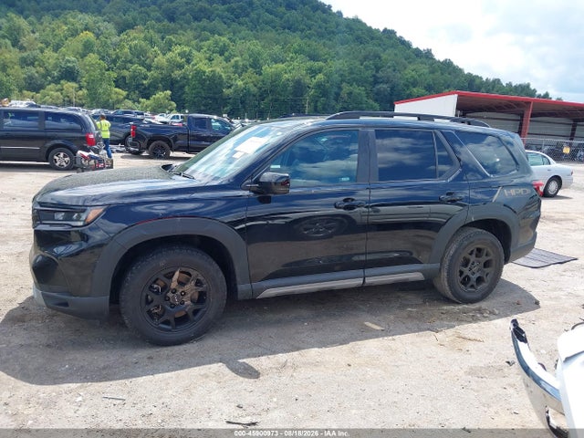 45900973 :رقم المزاد ، 5FNYG1H63RB021422 vin ، 2024 Honda Pilot Trailsport مزاد بيع
