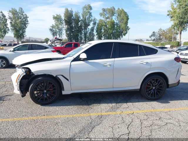 Продаж на аукціоні авто 2022 Bmw X6 Xdrive40i, vin: 5UXCY6C03N9J38136, номер лоту: 45900994