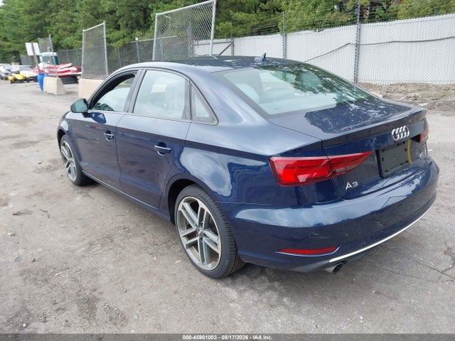Продаж на аукціоні авто 2017 Audi A3 Premium, vin: WAUB8GFF3H1058029, номер лоту: 45901003