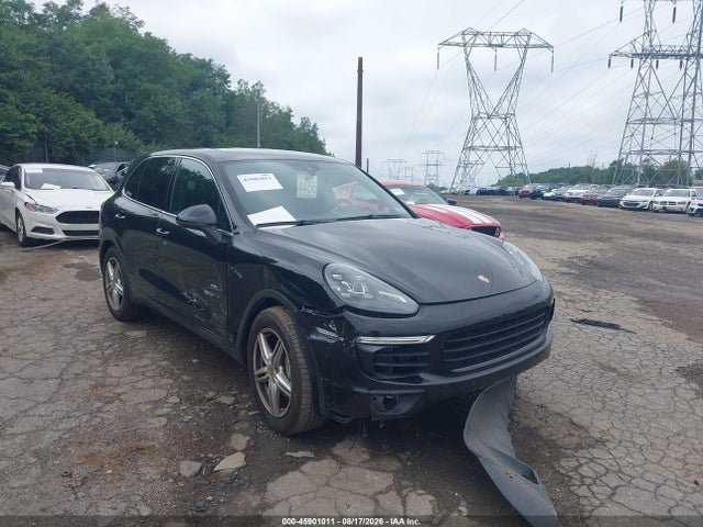 Продаж на аукціоні авто 2017 Porsche Cayenne S, vin: WP1AB2A29HLA52195, номер лоту: 45901011