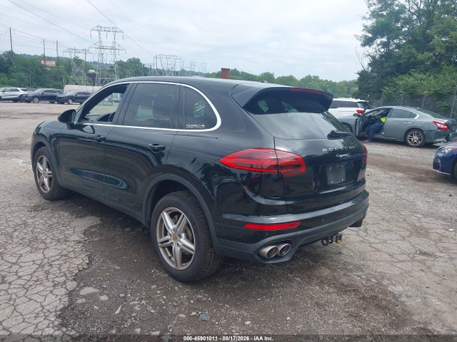 Продаж на аукціоні авто 2017 Porsche Cayenne S, vin: WP1AB2A29HLA52195, номер лоту: 45901011