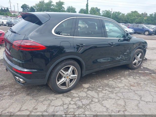 Продаж на аукціоні авто 2017 Porsche Cayenne S, vin: WP1AB2A29HLA52195, номер лоту: 45901011
