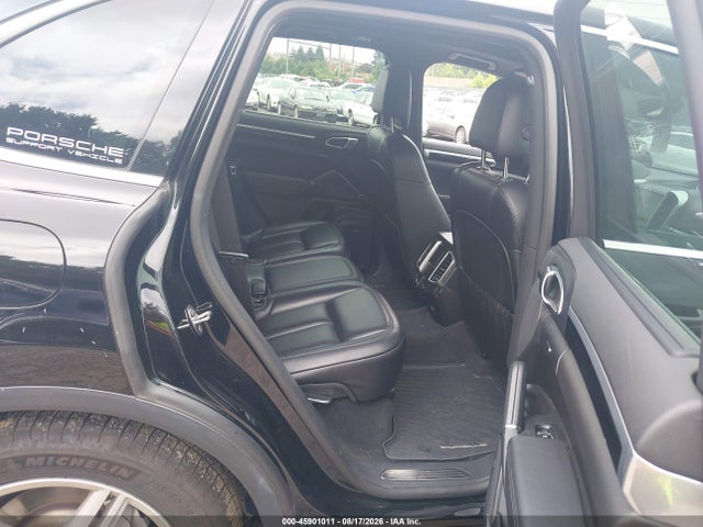 Продаж на аукціоні авто 2017 Porsche Cayenne S, vin: WP1AB2A29HLA52195, номер лоту: 45901011