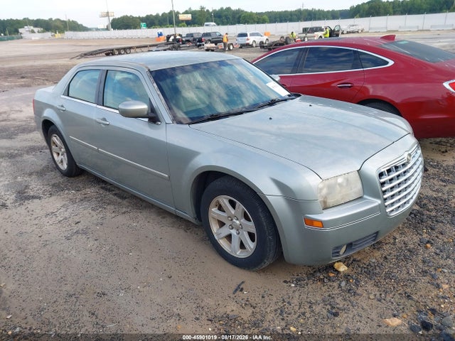 2006 Chrysler 300 Touring მანქანა იყიდება აუქციონზე, vin: 2C3KA53G46H493427, აუქციონის ნომერი: 45901019