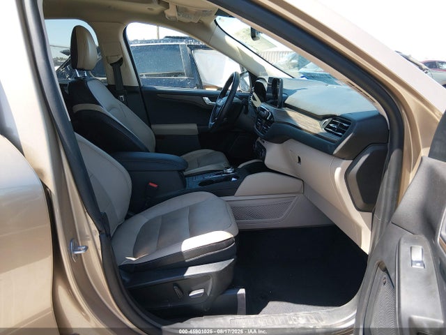 2020 Ford Escape Titanium Hybrid მანქანა იყიდება აუქციონზე, vin: 1FMCU0DZ2LUC09100, აუქციონის ნომერი: 45901025