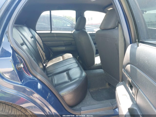 2010 Ford Crown Victoria Police/police Interceptor მანქანა იყიდება აუქციონზე, vin: 2FABP7BV8AX121972, აუქციონის ნომერი: 45901039