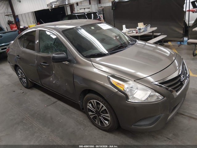 45901050 :رقم المزاد ، 3N1CN7AP1FL954645 vin ، 2015 Nissan Versa 1.6 S+ مزاد بيع