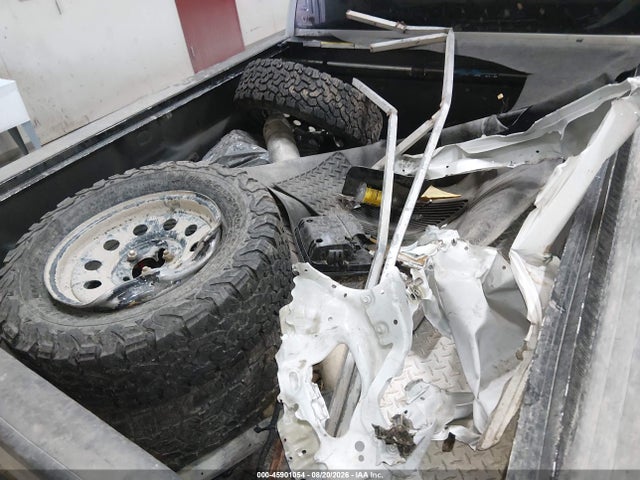 1GT12ZE89FF662859 GMC Sierra 2500hd Available Wifi Slt