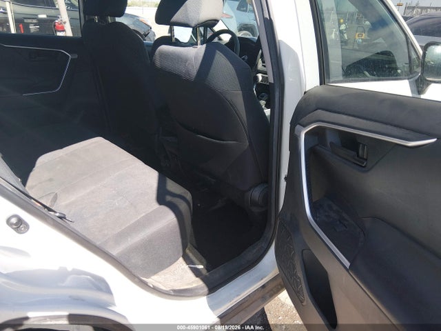 2T3H1RFV6MC140466 Toyota RAV4 LE
