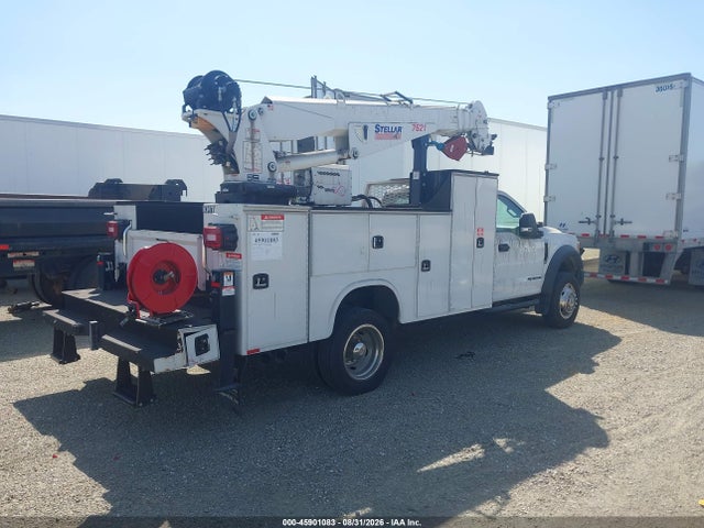 Ford F-550 Chassis Xl 2017 1FDUF5GT1HEE29204 Image 4