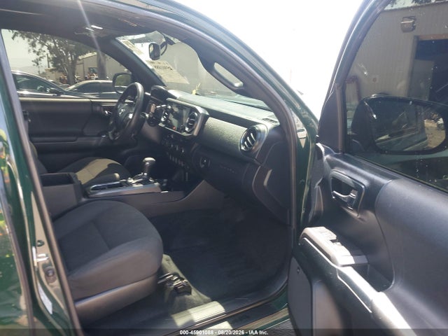Продаж на аукціоні авто 2016 Toyota Tacoma Trd Sport, vin: 3TMCZ5AN0GM041441, номер лоту: 45901088