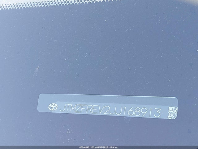 JTMZFREV2JJ168913 Toyota RAV4 LE