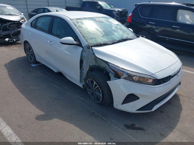 2024 Kia Forte Lxs მანქანა იყიდება აუქციონზე, vin: 3KPF24AD0RE781734, აუქციონის ნომერი: 45901107