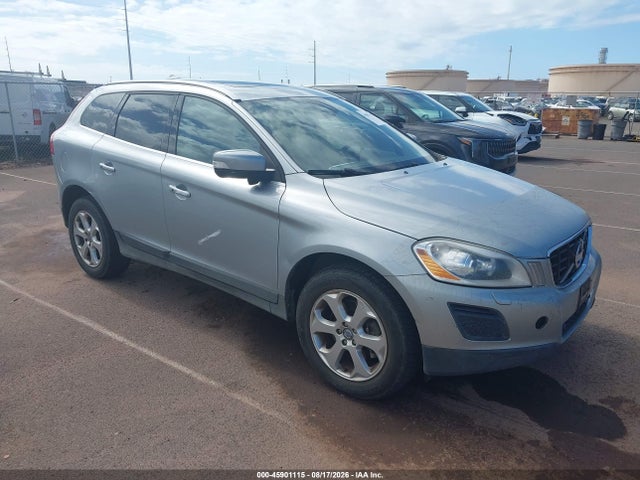 Auction sale of the 2013 Volvo Xc60 3.2/3.2 Platinum/3.2 Premier/3.2 Premier Plus, vin: YV4940DL2D2379400, lot number: 45901115