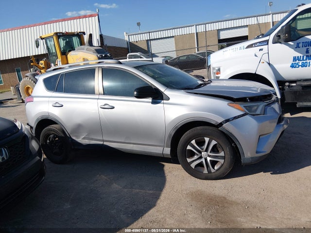 2016 Toyota Rav4 Le მანქანა იყიდება აუქციონზე, vin: 2T3ZFREV1GW274201, აუქციონის ნომერი: 45901137