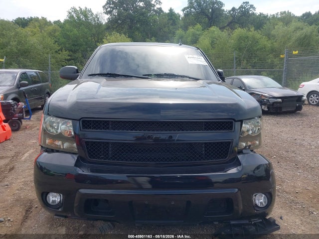 Продажа на аукционе авто 2013 Chevrolet Tahoe Lt, vin: 1GNSKBE0XDR145627, номер лота: 45901163