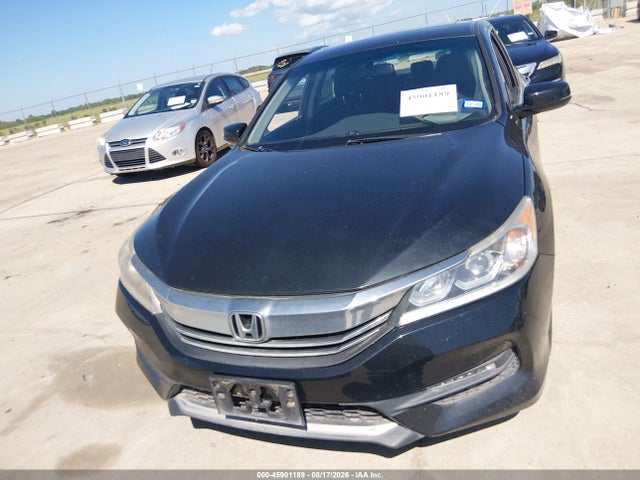 45901189 :رقم المزاد ، 1HGCR2F76HA229745 vin ، 2017 Honda Accord Ex مزاد بيع