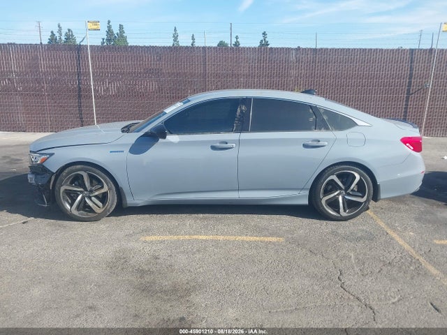 2022 Honda Accord Hybrid Sport მანქანა იყიდება აუქციონზე, vin: 1HGCV3F24NA045910, აუქციონის ნომერი: 45901210