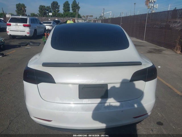 Продажа на аукционе авто 2018 Tesla Model 3, vin: 5YJ3E1EA5JF162473, номер лота: 45901246
