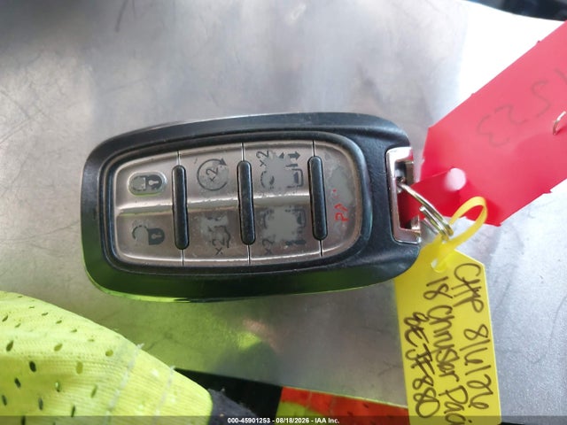 2018 Chrysler Pacifica Touring Plus მანქანა იყიდება აუქციონზე, vin: 2C4RC1FG5JR278599, აუქციონის ნომერი: 45901253