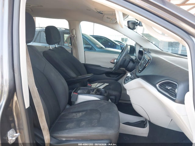 2018 Chrysler Pacifica Touring Plus მანქანა იყიდება აუქციონზე, vin: 2C4RC1FG5JR278599, აუქციონის ნომერი: 45901253